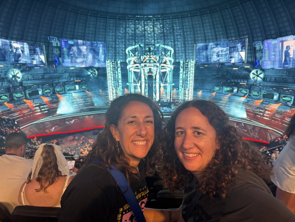 Daniela and her sister at the Sphere in Vegas.